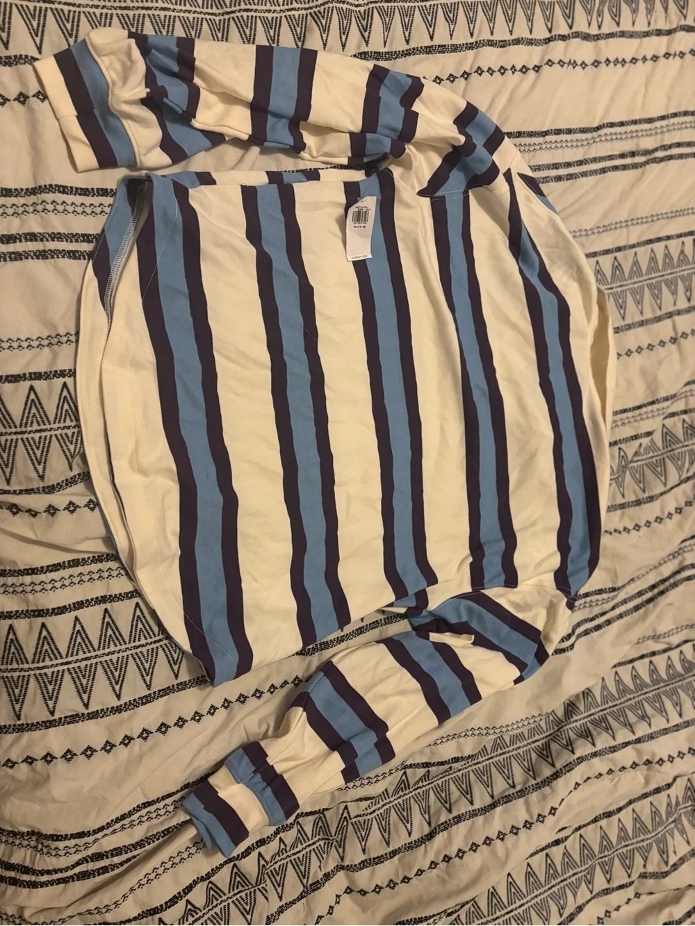 Old Navy Girls Cream, Light Blue & Navy Striped Long Sleeve Tee size XL NWT